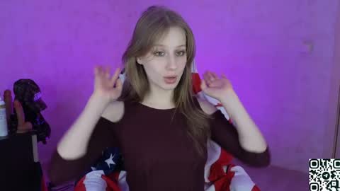 cyyberwhore online show from June 3, 2026, 6:46 pm