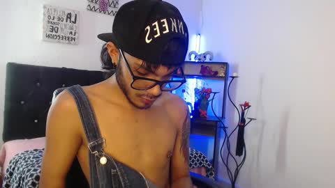 d4ni_king online show from November 7, 2025, 2:44 am