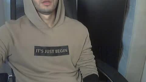 Snapshot of d_____________k chatting on December 5, 2025, 10:24 am Dolce online show from December 5, 2025, 10:24 am