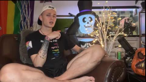 da_danya online show from October 22, 2025, 2:34 am