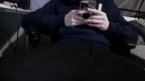 Snapshot of daan2021 chatting on February 8, 2026, 8:12 pm daan2021 online show from February 8, 2026, 8:12 pm