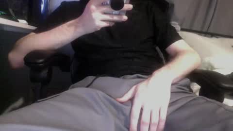 Snapshot of daan2021 chatting on February 18, 2026, 6:59 pm daan2021 online show from February 18, 2026, 6:59 pm