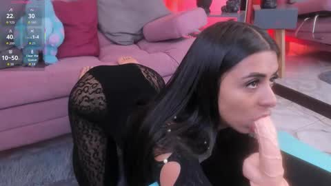 Daniela  online show from November 9, 2025, 12:03 pm