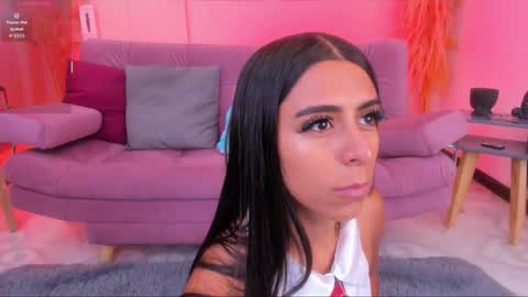 Daniela  online show from November 18, 2025, 12:20 pm