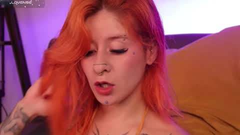 Darlene online show from November 3, 2025, 12:06 pm