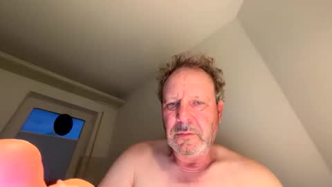 dachdecker7269 online show from March 11, 2026, 5:02 am