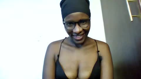 Goddess online show from March 30, 2026, 2:07 pm