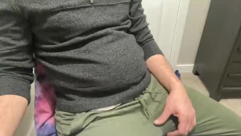 daddnextdoor online show from November 17, 2025, 11:54 pm