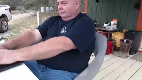 daddy7194 online show from December 17, 2025, 9:32 pm