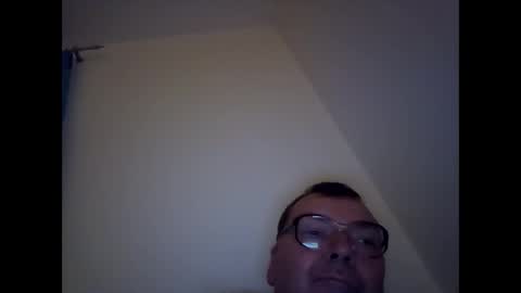 Snapshot of daddy91964 chatting on December 21, 2024, 8:21 pm daddy91964 online show from December 21, 2024, 8:21 pm