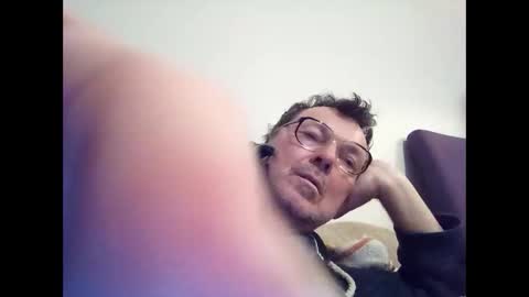 Snapshot of daddy91964 chatting on March 9, 2025, 9:57 pm daddy91964 online show from March 9, 2025, 9:57 pm