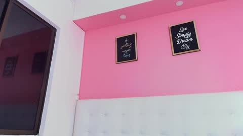 JAZMIN online show from January 13, 2025, 10:35 pm