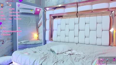 JAZMIN online show from January 17, 2025, 10:45 pm