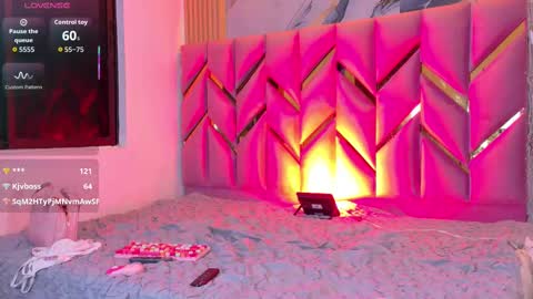 JAZMIN online show from October 2, 2025, 7:43 pm