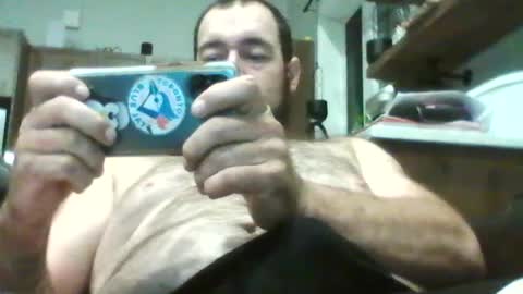 daddyj1983 online show from June 18, 2026, 4:35 am