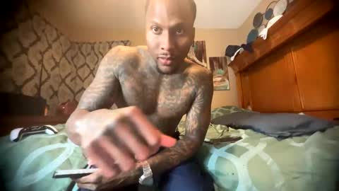 Snapshot of daddyjanimal chatting on November 9, 2025, 5:17 am sexy tatted king bbc online show from November 9, 2025, 5:17 am