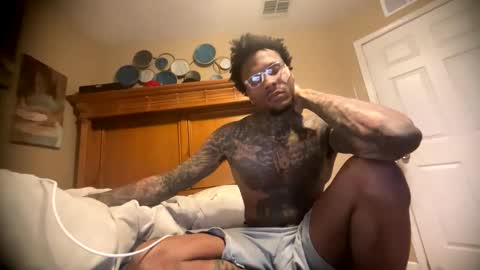 Snapshot of daddyjanimal chatting on April 17, 2026, 1:19 am sexy tatted king bbc online show from April 17, 2026, 1:19 am