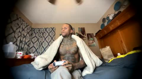 Snapshot of daddyjanimal chatting on May 3, 2026, 2:39 am sexy tatted king bbc online show from May 3, 2026, 2:39 am