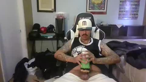 Snapshot of daddyjayare760 chatting on March 1, 2025, 4:44 pm daddyjayare760 online show from March 1, 2025, 4:44 pm