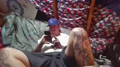 Snapshot of daddyjayare760 chatting on November 6, 2025, 3:35 pm daddyjayare760 online show from November 6, 2025, 3:35 pm