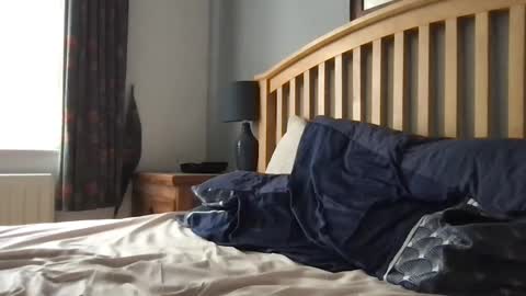 Snapshot of daddymoans4u chatting on September 11, 2025, 12:27 pm daddymoans4u online show from September 11, 2025, 12:27 pm