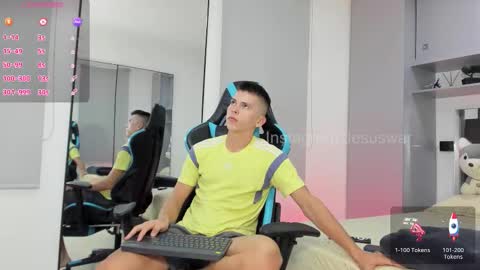 daddyrich4u online show from November 27, 2025, 4:42 pm