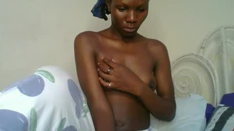 Snapshot of daddyslove_ chatting on September 12, 2025, 2:22 am Daddys love online show from September 12, 2025, 2:22 am