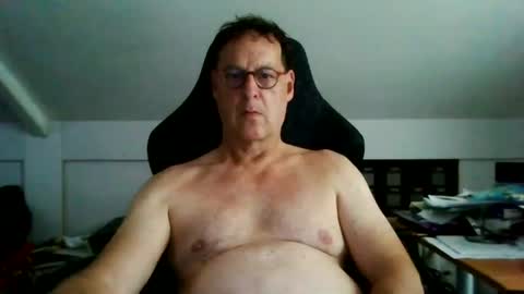 Dannyspoenk online show from June 24, 2026, 1:21 pm