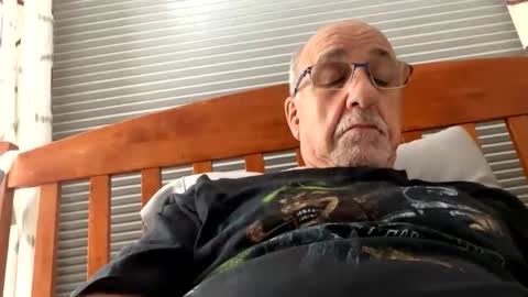 daddyweis online show from October 31, 2025, 3:40 am