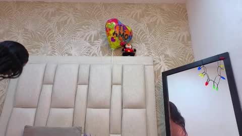 daffnelewis online show from February 3, 2026, 11:15 am