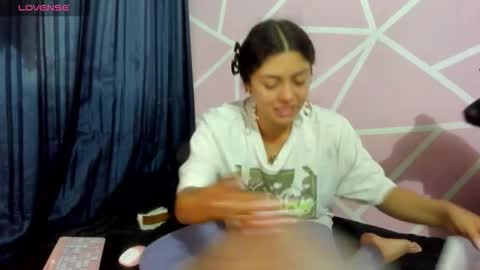 dafna lorens  online show from February 17, 2026, 2:41 am