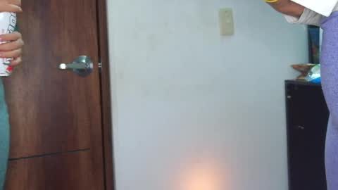 dafna and kris online show from April 10, 2026, 11:53 pm