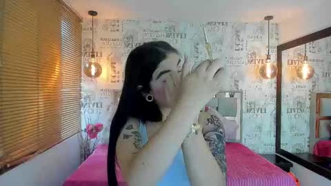 dafne_20 online show from September 8, 2025, 8:08 pm