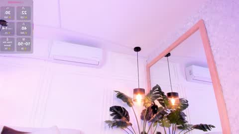 dafne_hillss online show from March 20, 2026, 11:26 am