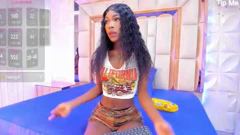 Dafnee online show from November 1, 2025, 1:57 pm