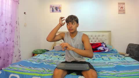 Snapshot of dafnezahiraa_ chatting on January 30, 2025, 6:21 pm dafnezahiraa  online show from January 30, 2025, 6:21 pm