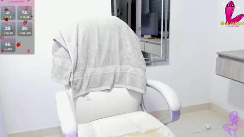 Snapshot of dahian_carter chatting on November 1, 2025, 12:40 pm Dahian  online show from November 1, 2025, 12:40 pm