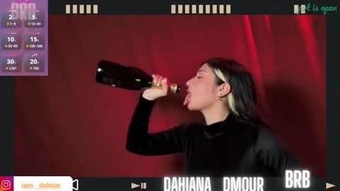 Dahiana  online show from January 16, 2026, 12:09 pm