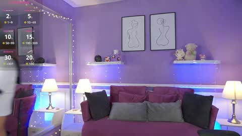 Snapshot of dahliagraey chatting on April 10, 2026, 11:37 am Dahlia Grey online show from April 10, 2026, 11:37 am