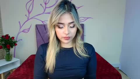 Dahlia online show from February 20, 2025, 7:52 pm