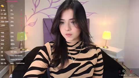 Dahlia online show from September 18, 2025, 8:22 pm