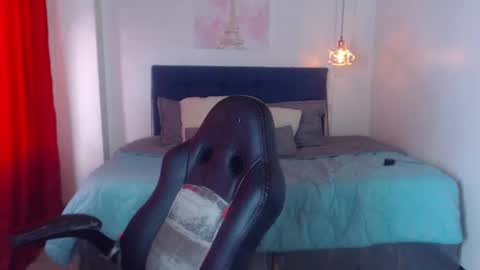 DAHYAN online show from March 2, 2025, 8:18 pm