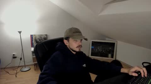 Daimon  online show from October 25, 2025, 11:10 pm