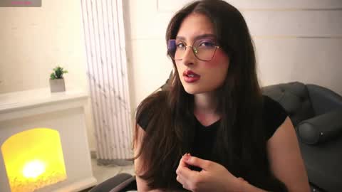 Snapshot of daisha_riley chatting on April 16, 2026, 1:01 pm Lauren online show from April 16, 2026, 1:01 pm