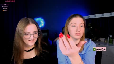 Little Di online show from February 4, 2025, 8:17 pm