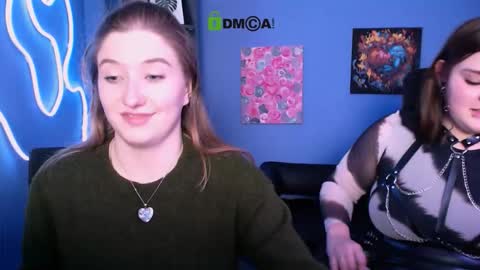 Little Di online show from October 8, 2025, 12:08 am