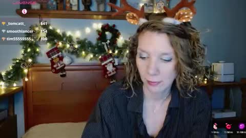 daisy_lovely online show from December 19, 2025, 4:30 am