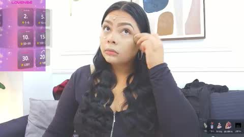 Daisy Price online show from October 21, 2025, 11:22 am