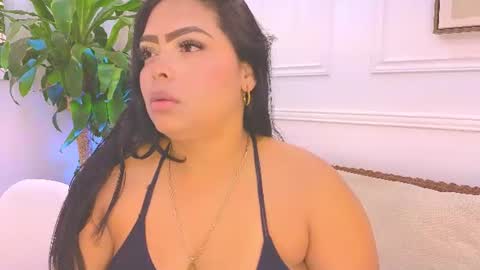 Snapshot of daisy_price chatting on July 6, 2026, 10:45 am Daisy Price online show from July 6, 2026, 10:45 am