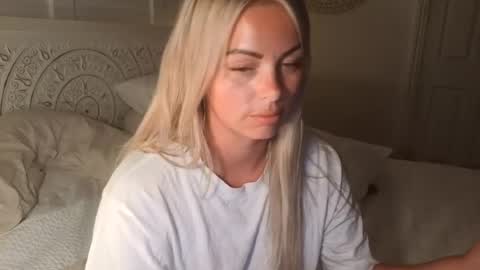 Snapshot of daisydreams_cumtrue chatting on July 21, 2026, 10:56 pm Daisy Dreams online show from July 21, 2026, 10:56 pm